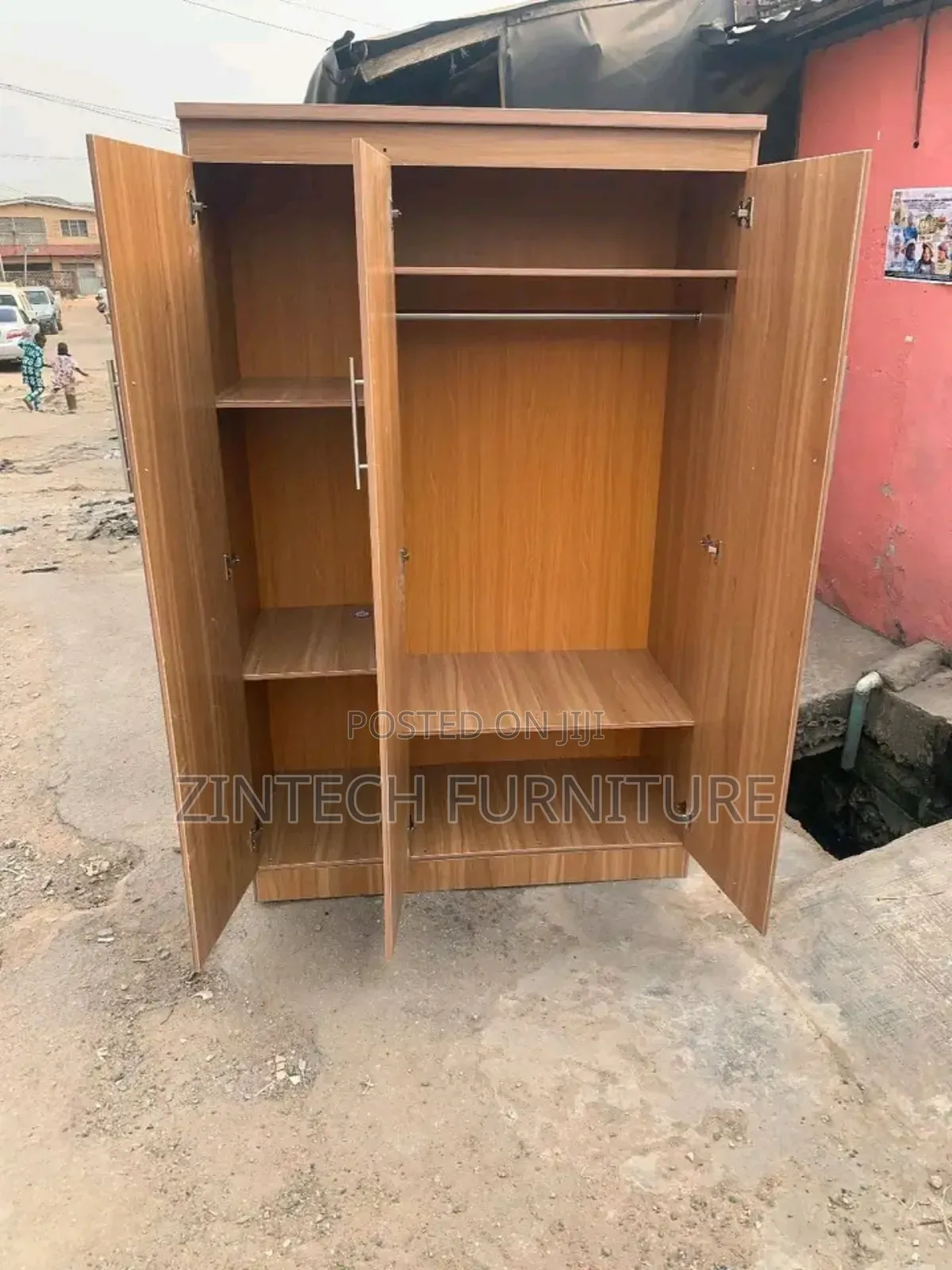 4ft by 6ft Wardrobe