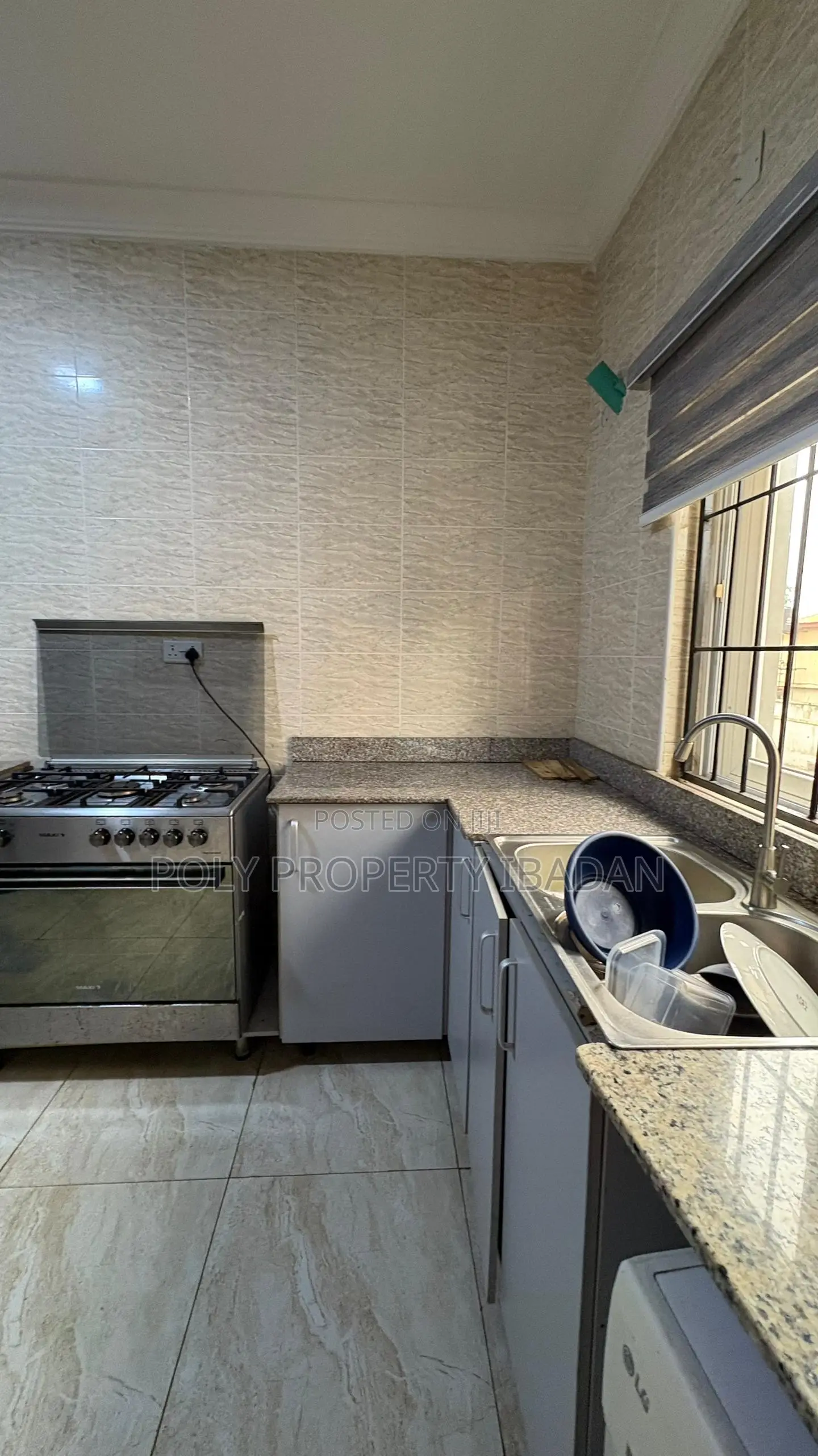 4 Bedroom Duplex Shortlet Agodi Gra
