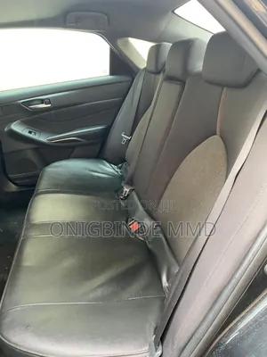 Toyota Avalon XLE 2021 Black