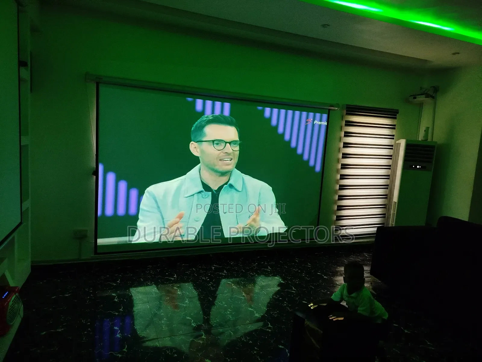 Home Cinema and Presentation Projector