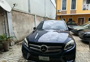 Mercedes-Benz GLE-Class GLE 400 4MATIC 2018 Blue