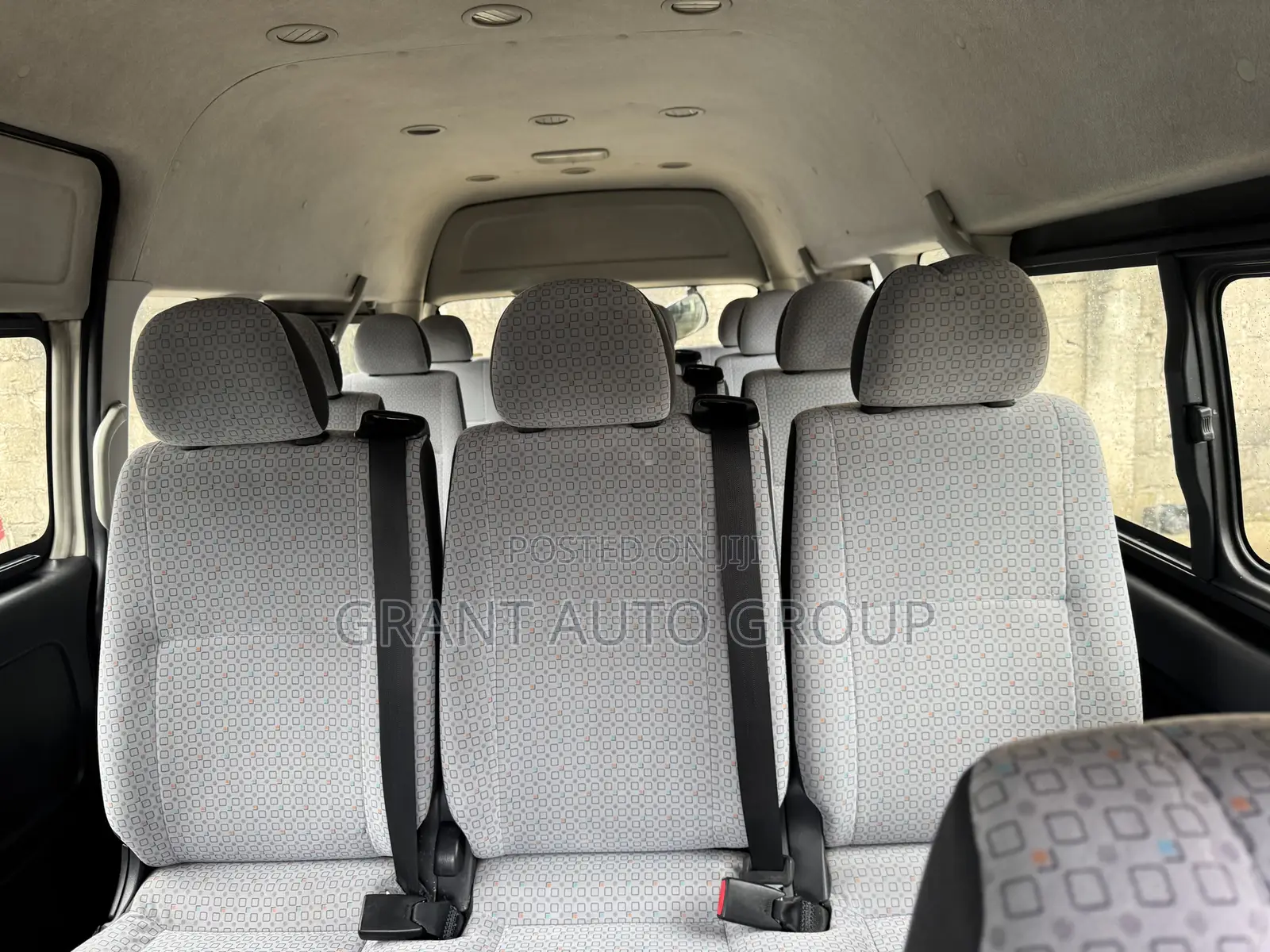 Toyota HiAce 2018 White
