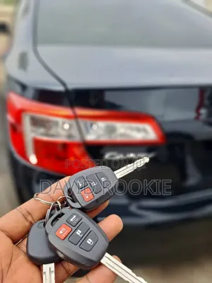 Photo - Toyota Camry 2015 Blue