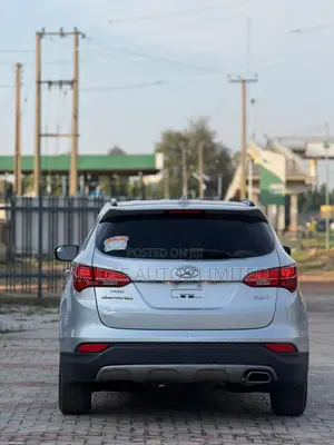 Hyundai Santa Fe 2016 Silver