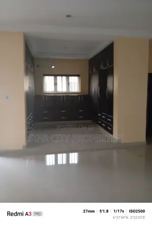 5bdrm Duplex in Omole Ph 2 for rent