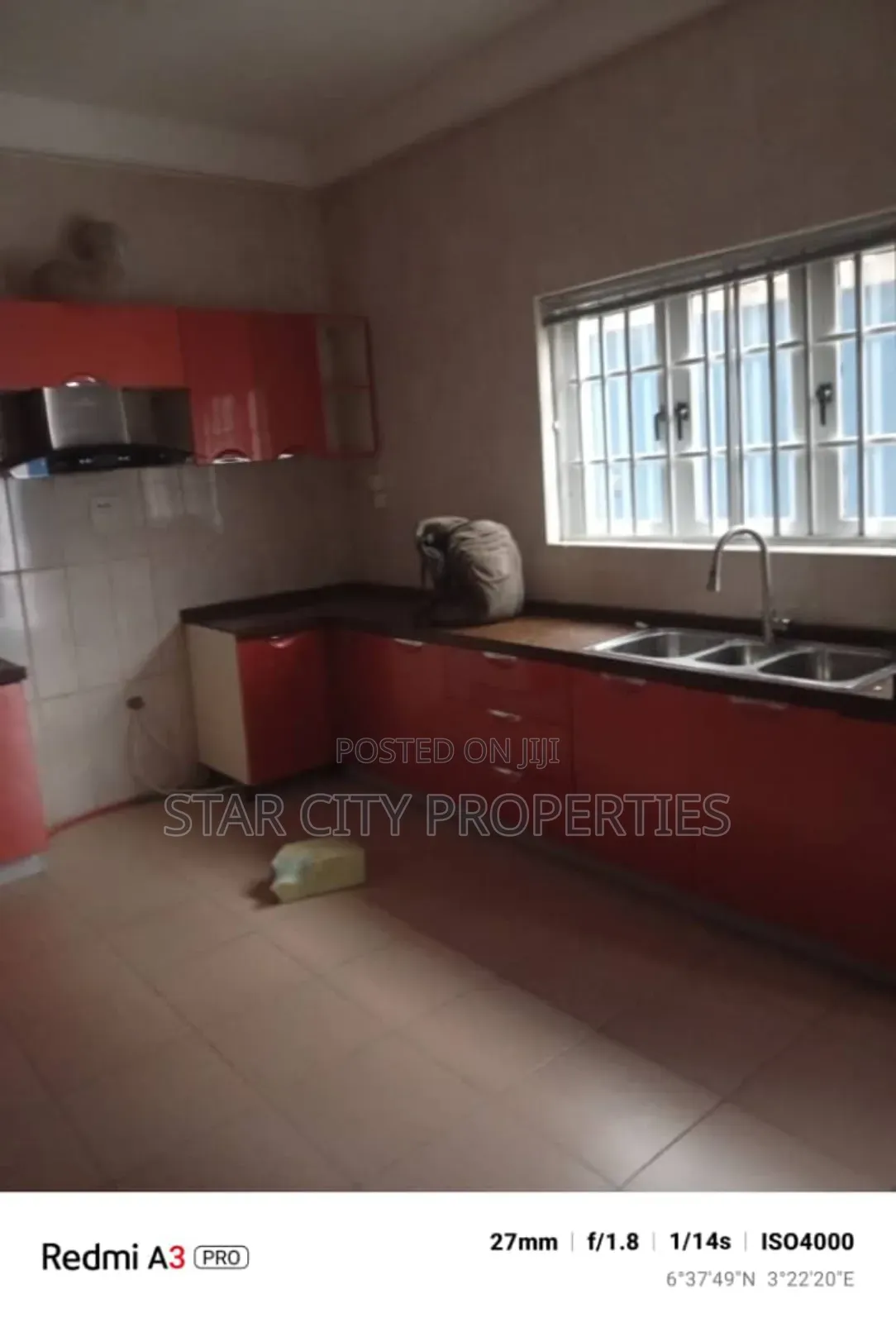 5bdrm Duplex in Omole Ph 2 for rent