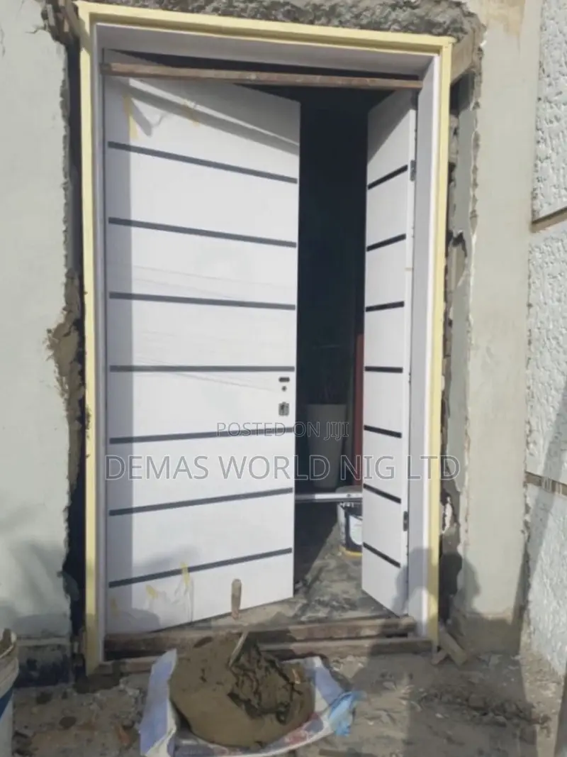 White Israeli Door 4 by 7ft
