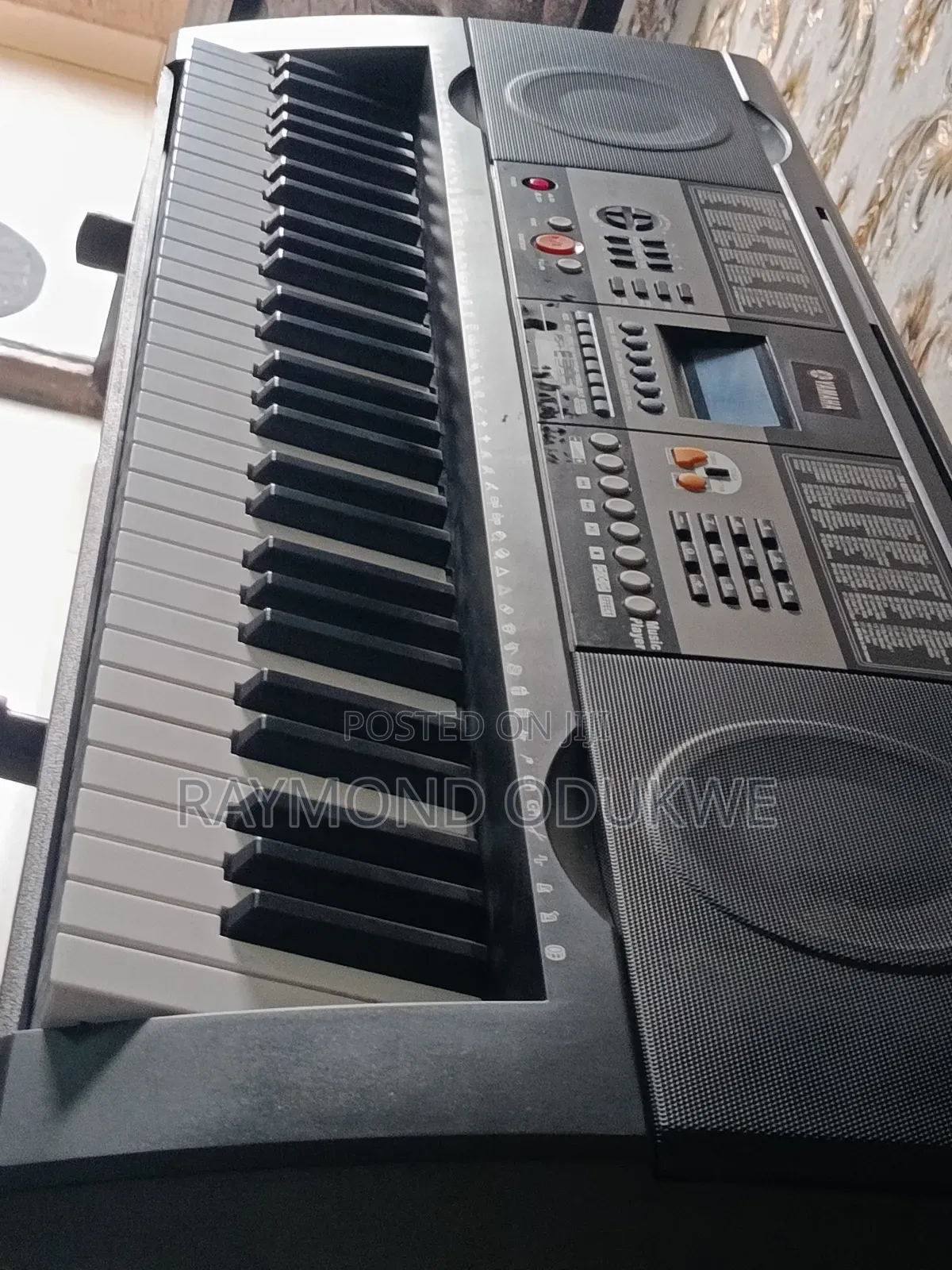 Standard Keyboard Piano With Adapter