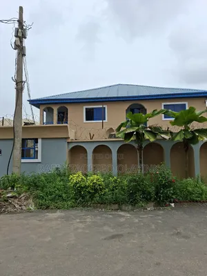 2bdrm Apartment in Gemade, Alimosho for rent