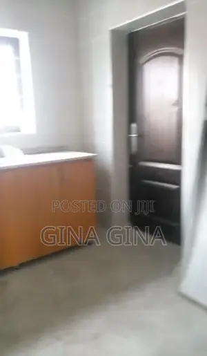 Photo - 2bdrm Block of Flats in Berger Clinic, Life Camp for sale