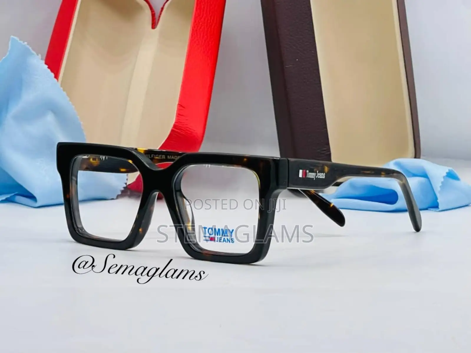 Celine Round Frame Glasses - Retro Aesthetic Unisex