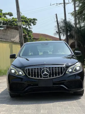 Mercedes-Benz E350 Base 4Matic Sedan AWD (3.5L 6cyl 7A) 2014 Black