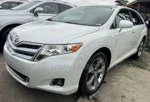 Toyota Venza V6 AWD 2011 White