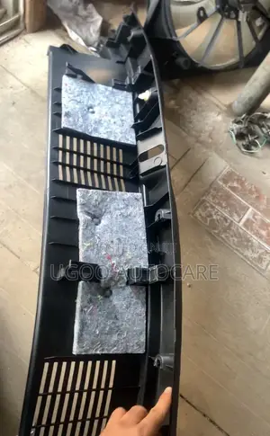 Booth Catcher Plastic Rav4 2014 2017