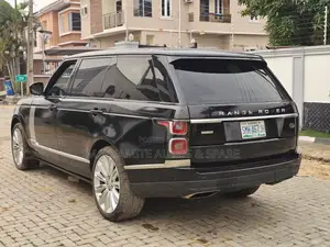 Land Rover Range Rover Vogue 2019 Black