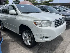Toyota Highlander Limited 2010 White