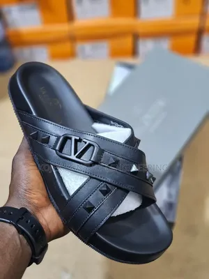 Valentino Luxury Palm