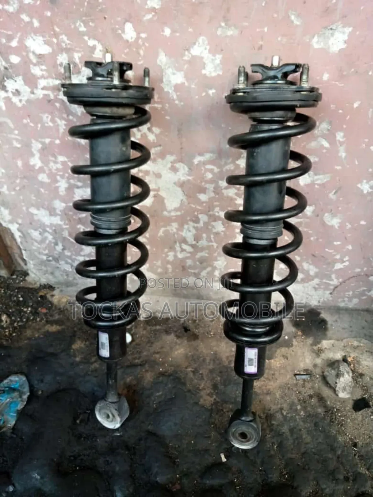 Front Shock Lx 570 Available as Seen