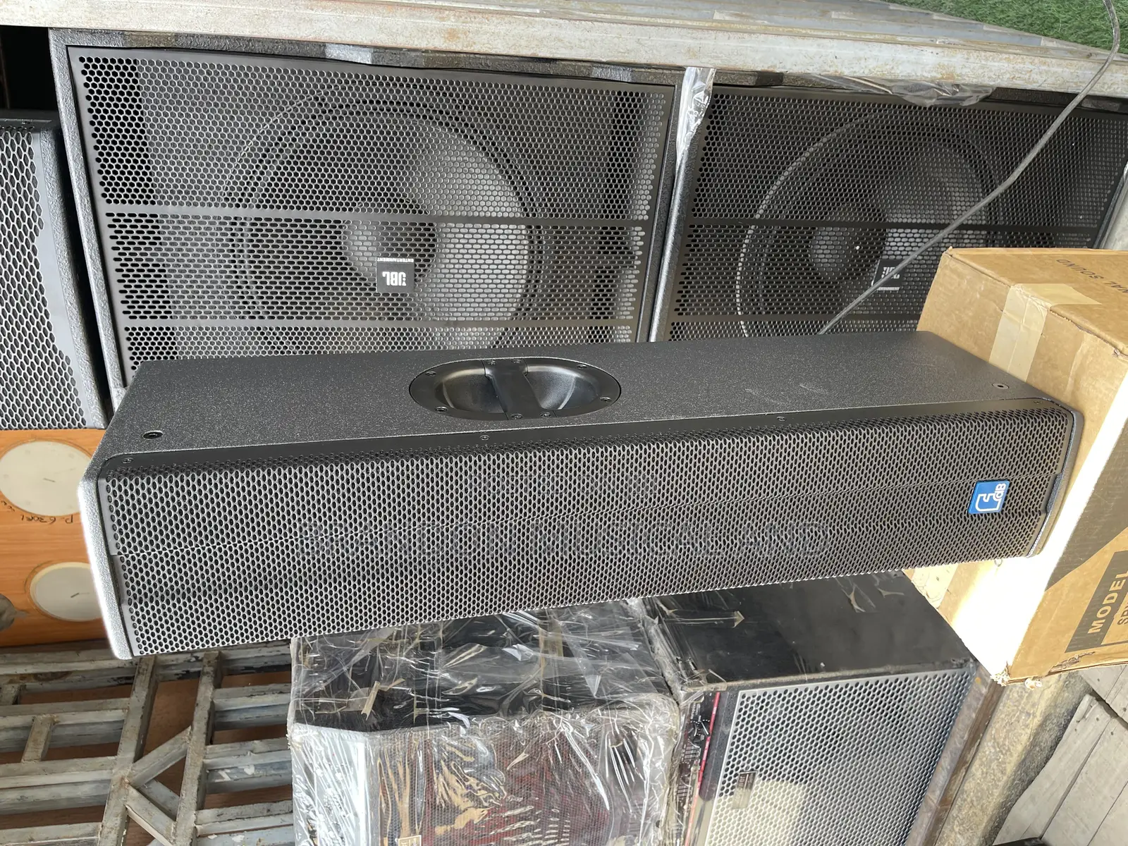 FDB Column Speaker
