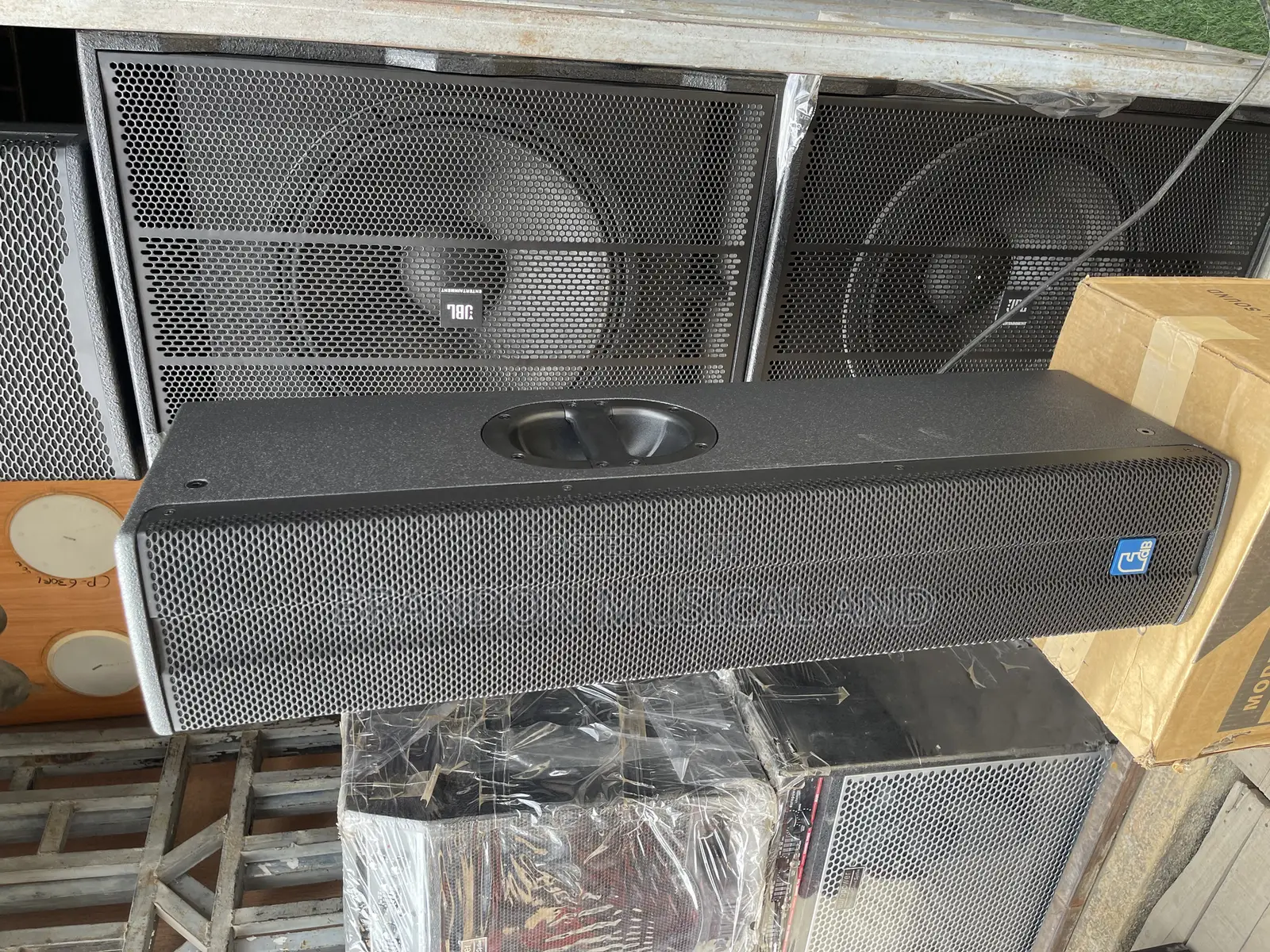 FDB Column Speaker