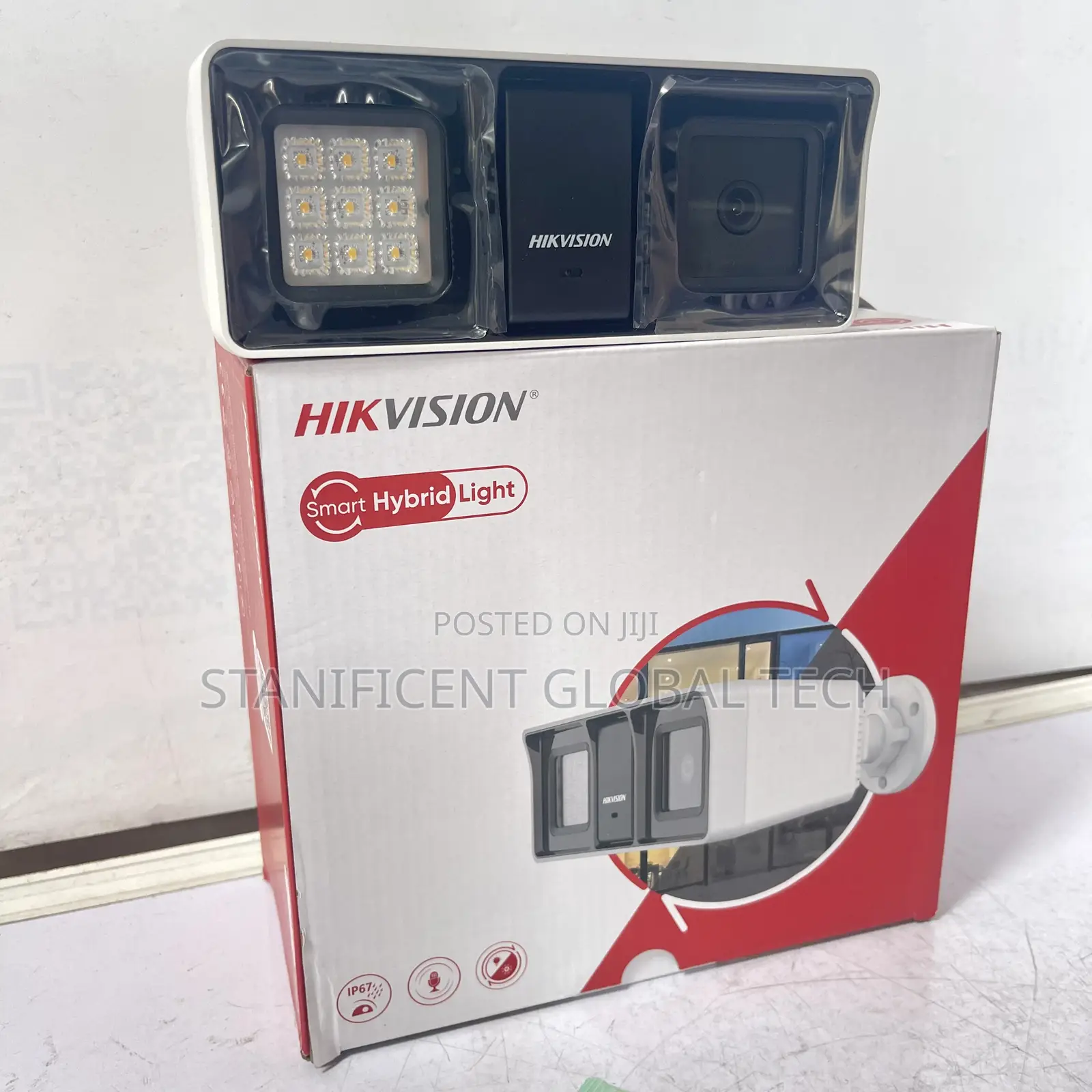 Hikvision 2mp 1080p Smart Hybrid Light Audio Lamp Camera