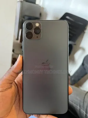 Apple iPhone 11 Pro Max 64 GB Gray