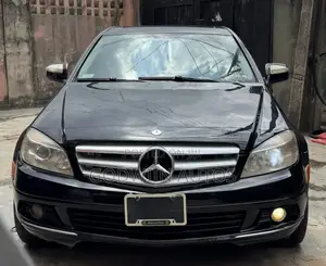 Photo - Mercedes-Benz C300 Luxury Sedan AWD (3.0L 6cyl 7A) 2008 Black