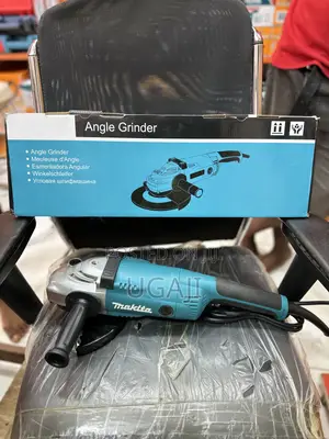 Makita Heavy Duty Grinder