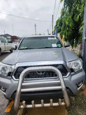 Toyota Tacoma V6 4dr Double Cab 4WD 6.1 ft. SB (4.0L 6cyl 5A) 2015