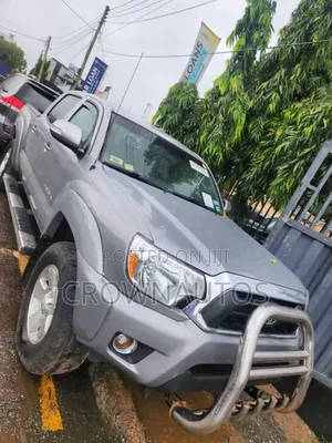 Toyota Tacoma V6 4dr Double Cab 4WD 6.1 ft. SB (4.0L 6cyl 5A) 2015