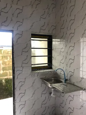 9bdrm Block of Flats in Golden Checkpoint, Obio-Akpor for rent