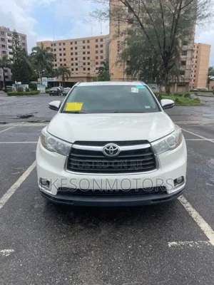 Toyota Highlander XLE V6 4x4 (3.5L 6cyl 6A) 2016 White