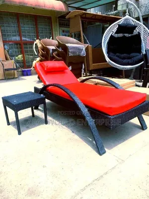 Beautiful Pool Bed for Home and Hotel Use