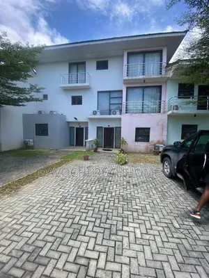 4bdrm Duplex in Lakowe Lakes, Sangotedo for rent