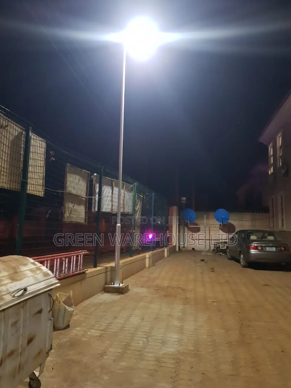 60 Watt Integrated Solar Light
