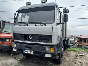 Mercedes 1317 Truck