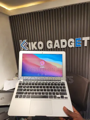 Laptop Apple MacBook Air 2013 8GB Intel Core I7 SSD 500GB