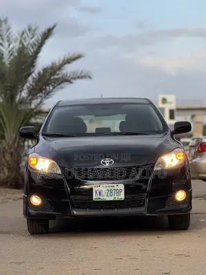Photo - Toyota Matrix Hatchback FWD (1.8L 4cyl 5M) 2010 Black