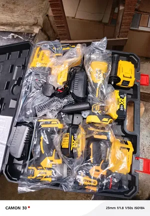 4 In 1 Dwalt Cordless Tools Set