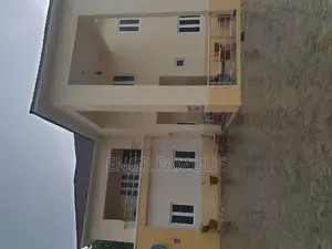 Photo - Pop,Painting and Screeding Services