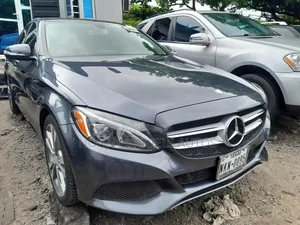 Mercedes-Benz C300 Luxury 4Matic Sedan AWD (2.0L 4cyl 7A) 2016 Gray