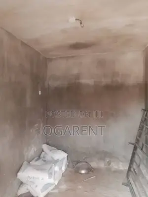 1bdrm Bedsitter in Mission, Benin City for rent
