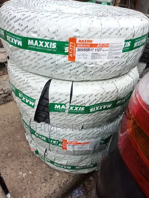 265/65/17 Maxxis Tire Original