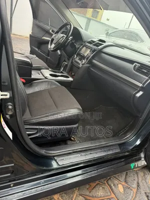 Toyota Camry SE V6 4dr Sedan (3.5L 6cyl 6A) 2013 Matt Black