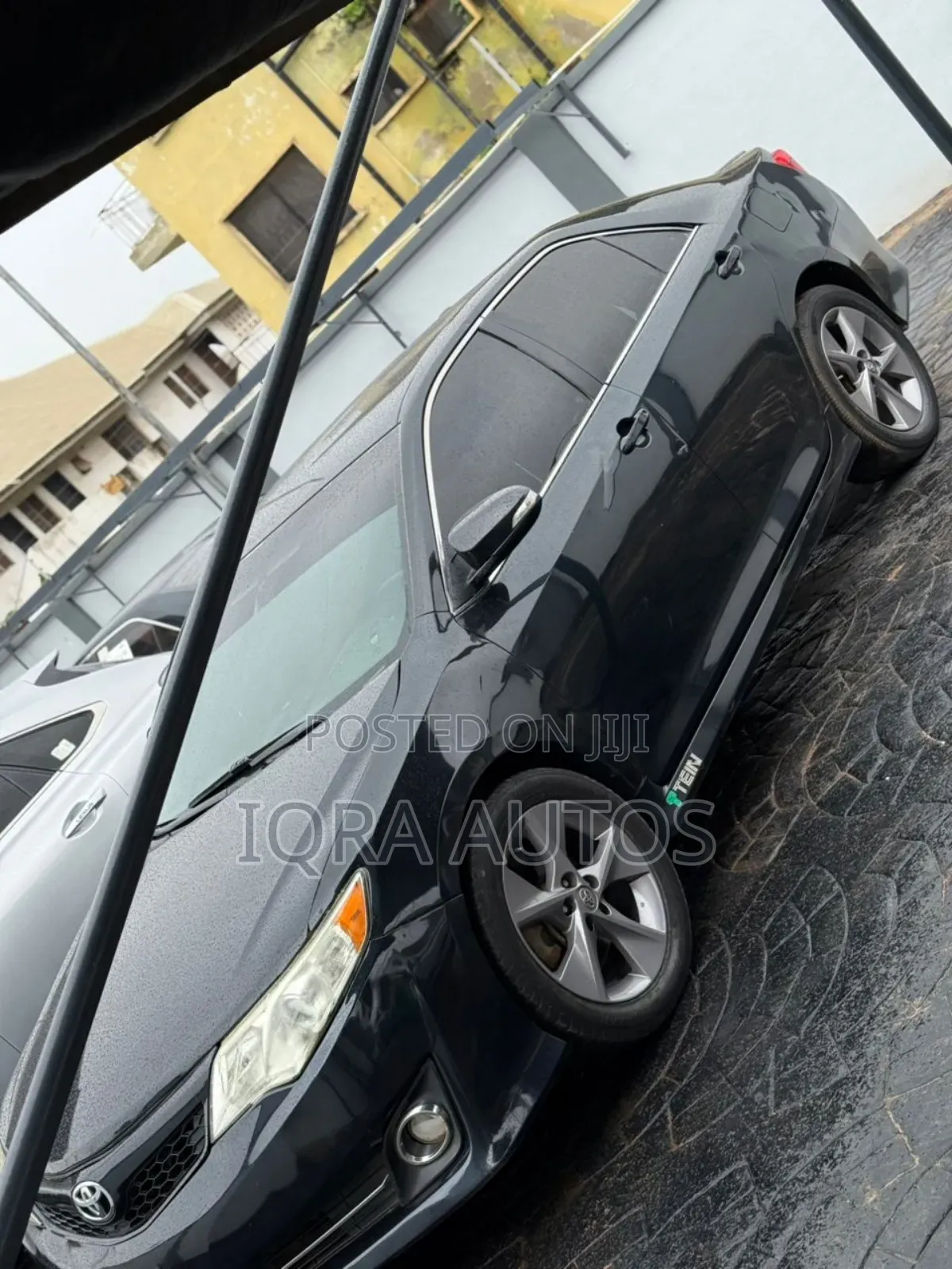 Toyota Camry SE V6 4dr Sedan (3.5L 6cyl 6A) 2013 Matt Black