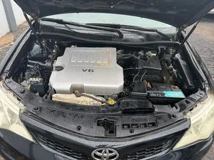 Toyota Camry SE V6 4dr Sedan (3.5L 6cyl 6A) 2013 Matt Black
