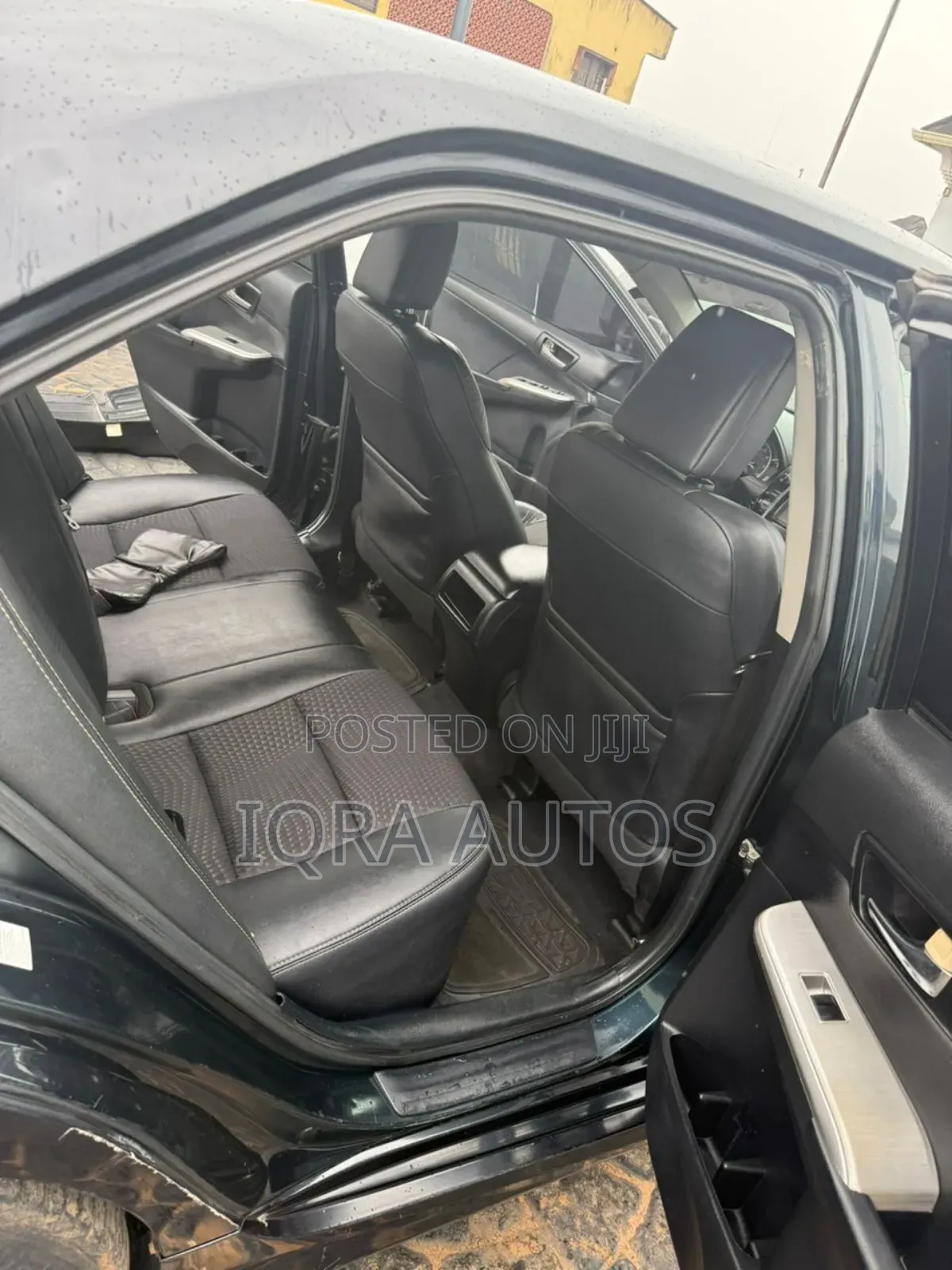 Toyota Camry SE V6 4dr Sedan (3.5L 6cyl 6A) 2013 Matt Black