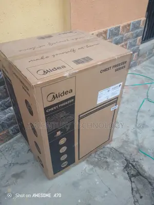 Midea Chest Freezer 142 L W/ Basket