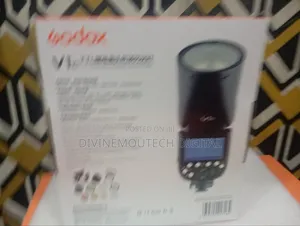 Godox V1 Flash