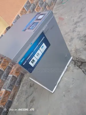 Midea 142 L Freezer for Bulk Storage